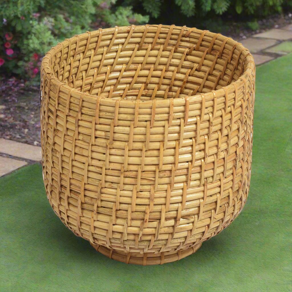 Round Base Rattan Planters