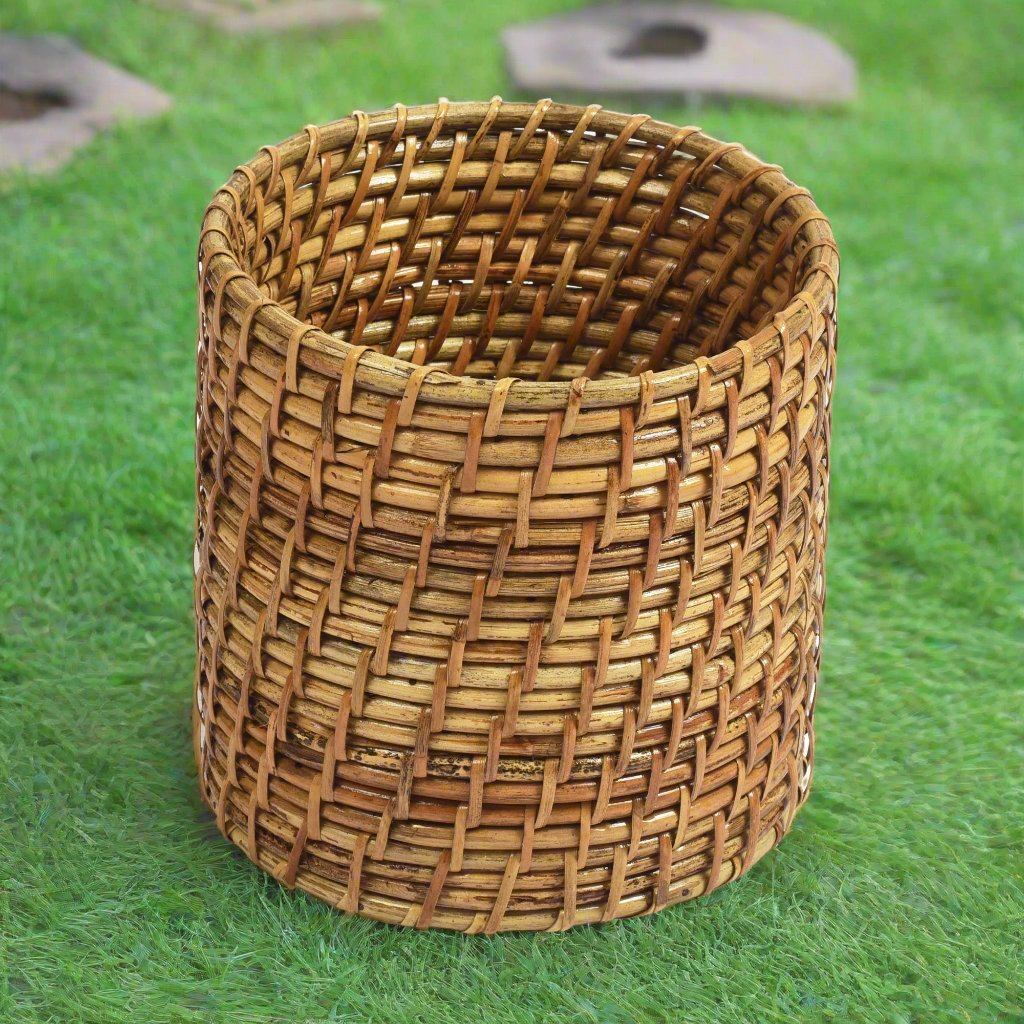 Flat Base Rattan Planters