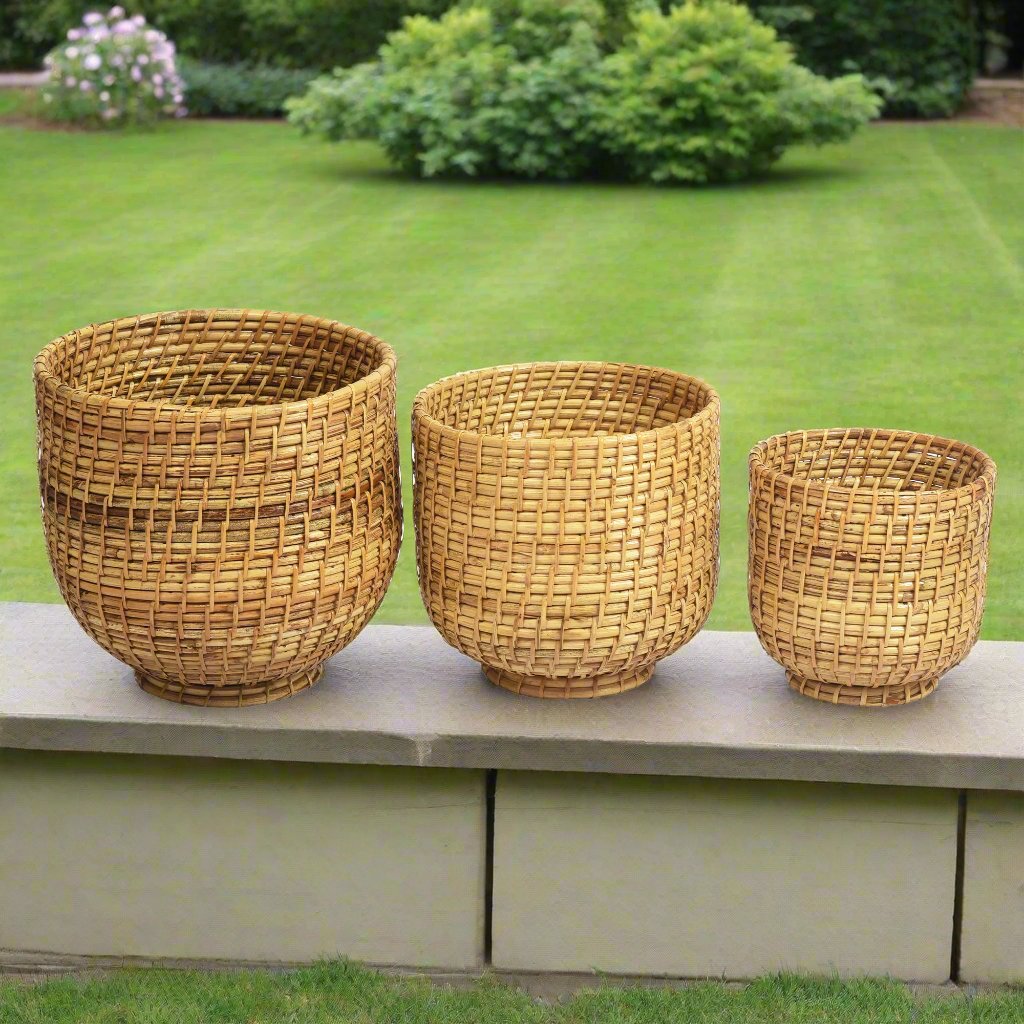 Round Base Rattan Planters